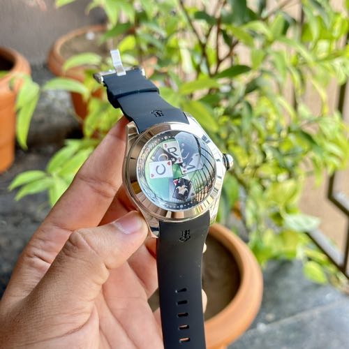 CORUM BIG BUBBLE MAGICAL 52 A09