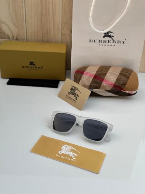 BURBERR_Y SUNGLAS