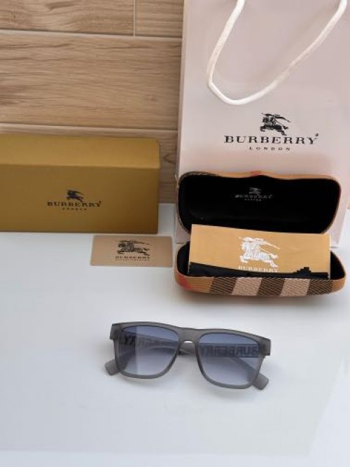 Alternative view of BURBERR Y SUNGLAS