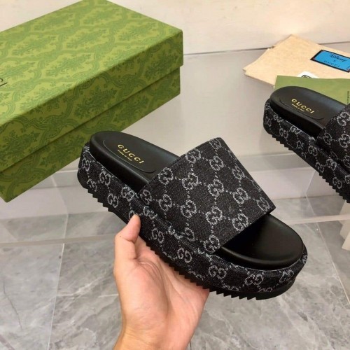 Gucci GG Marmont Platform Slide Sandal With OG Box & Carry Bag 
