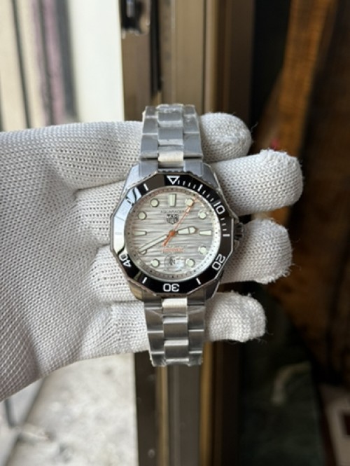 Tag Heuer Aquaracer White Dial