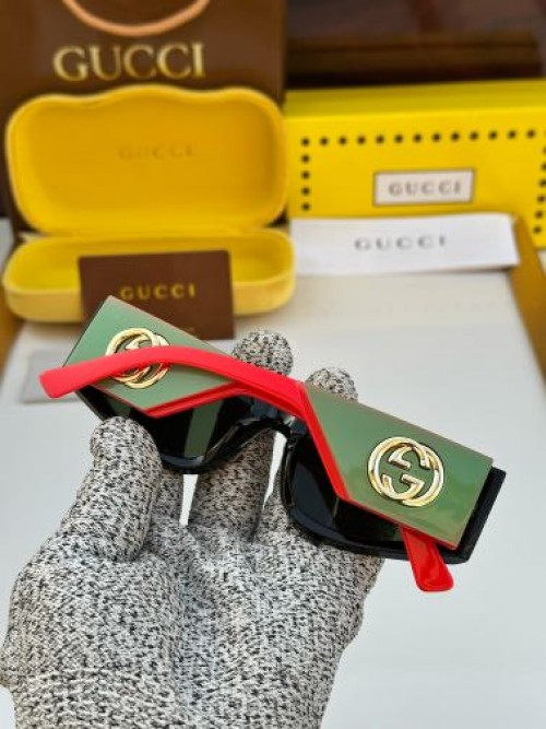 Alternative view of GUCC I SUNGLAS