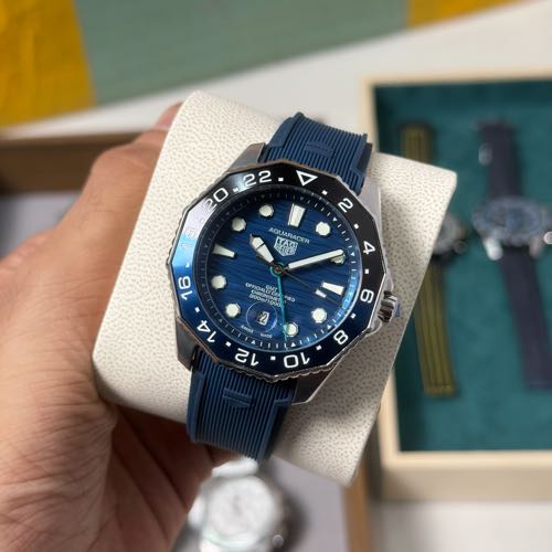 Tag Heuer Aqua Racer Professional 300M GMT Edition