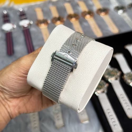 Alternative view of Extra Strap Omega Seamaster Diver 300M Professional Green Dial