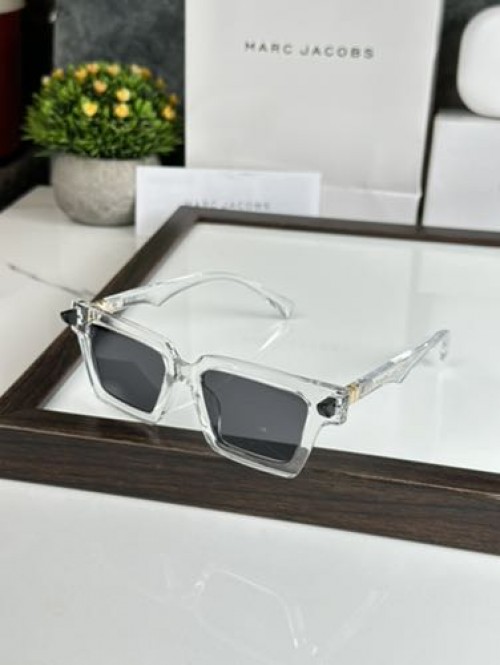 MARCJACOBS SUNGALS