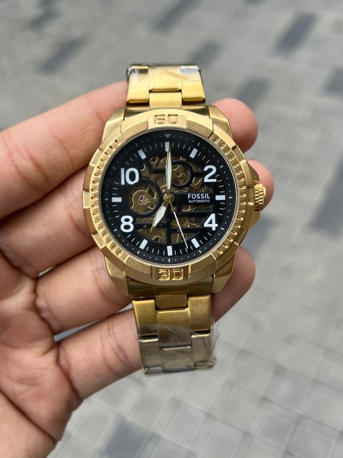 Alternative view of Fossi L Bronson Gold Black