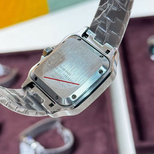 Alternative view of Santos De Cartier Graphite Grey Dial