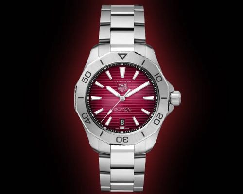 Tag Heuer Aquaracer Professional 200 Red