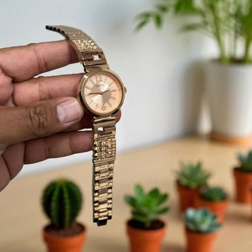 GUESS WATCH
