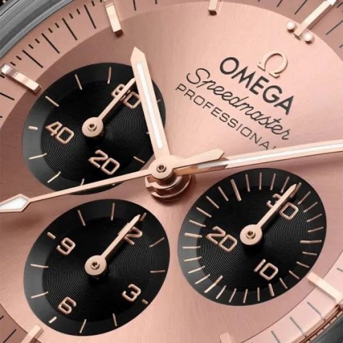 Alternative view of Omegaa SpeedMaster Professional Automatic