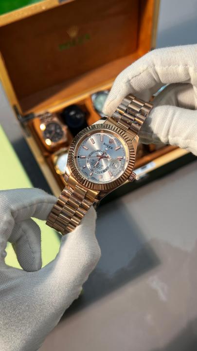 Role X Sky Dweller