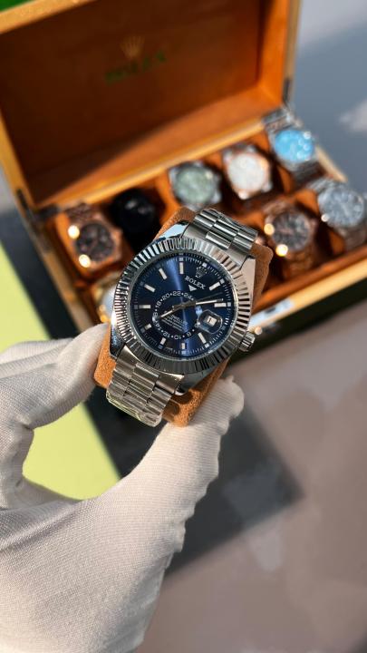 Role X Sky Dweller