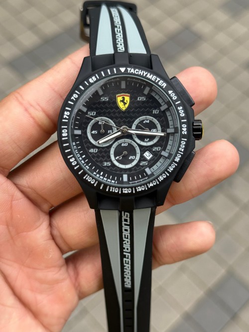 Alternative view of Ferrar I Scuderia Grey