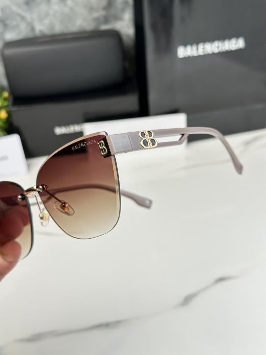 Balenciaga Sunglas