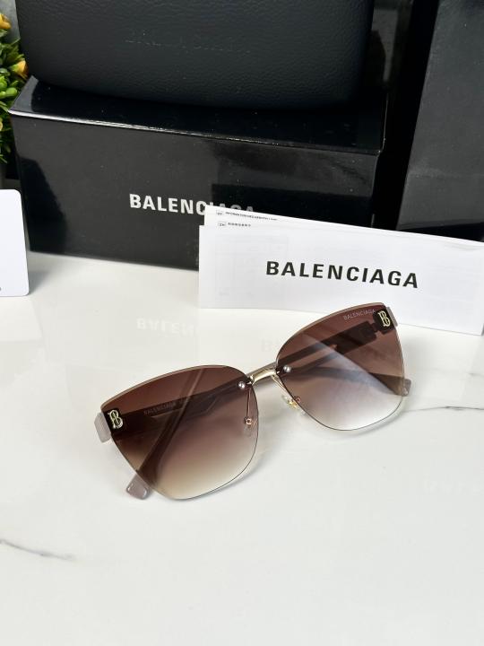 Balenciaga Sunglas