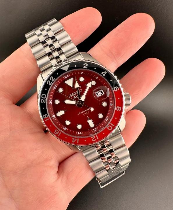 Seiko 5 Sprots Automatic