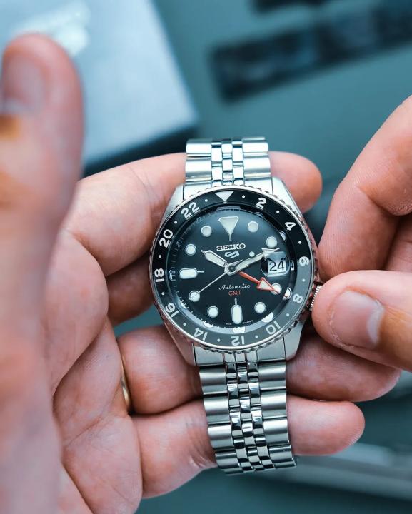 Seiko 5 Sprots Automatic