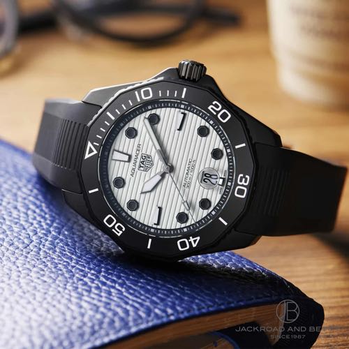 TAG HEUER Aquaracer Professional 300 Date