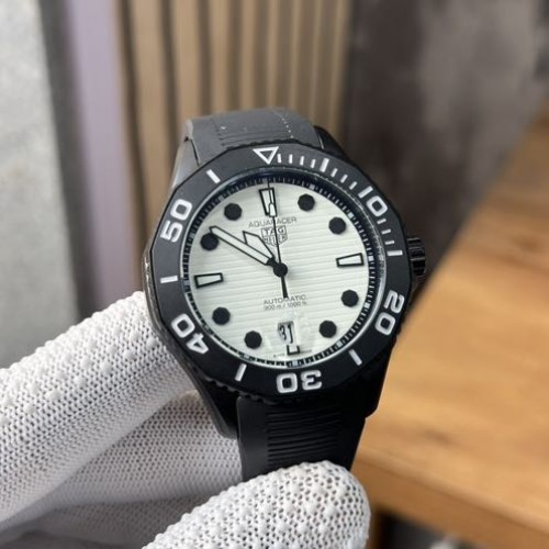 Alternative view of TAG HEUER Aquaracer Professional 300 Date