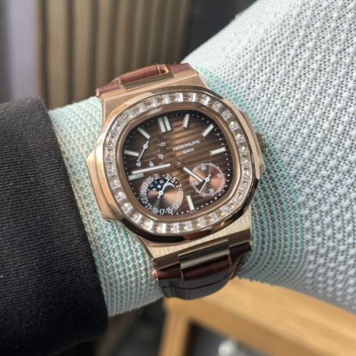 Patek Philippe Nautilus 5712 Moon Phase Diamond Edition