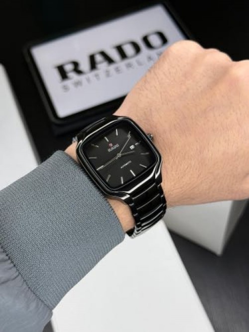 Alternative view of RADO SQUARE BLACK