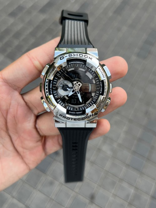 Alternative view of Casi O G Shock GM 110