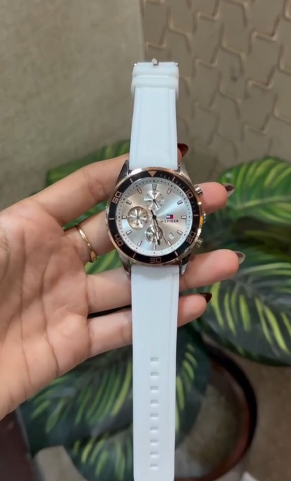 TOMMY HILFIGER MENS WATCH