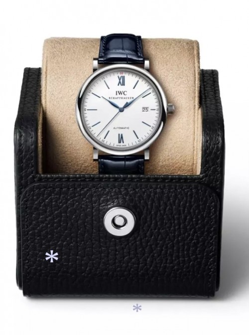 Alternative view of IWC Schaffhausen Portofino Automatic Blue
