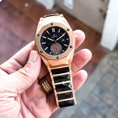 Alternative view of Hublot Mens