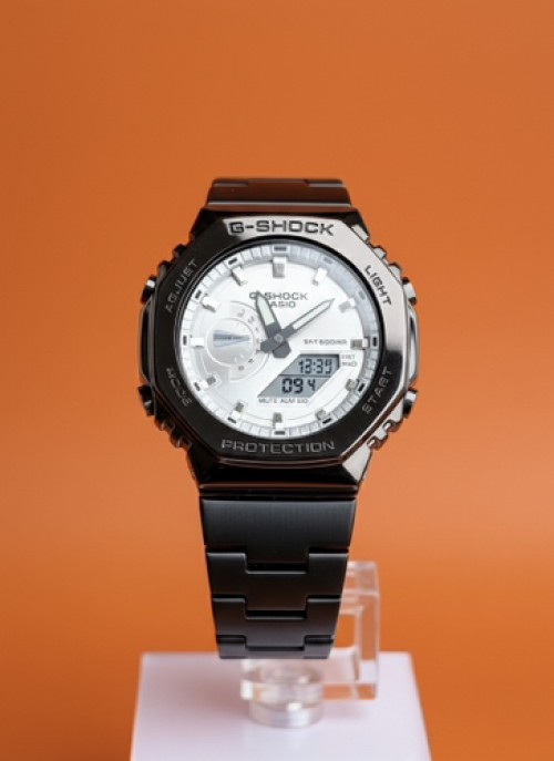 Casio G Shock Gm2100