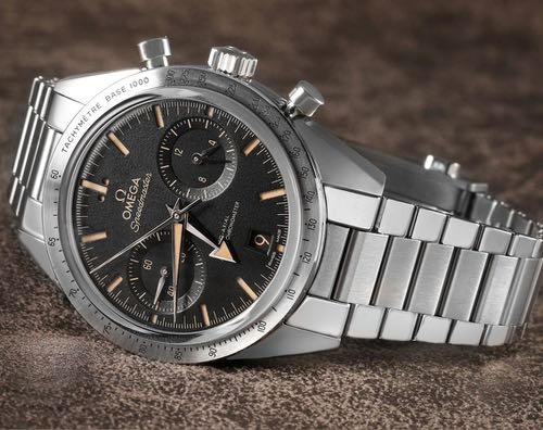 Omega SpeedMaster Co Axial Chronometer Red