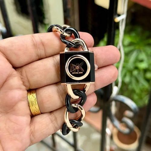 Michael Kors Screw Plain