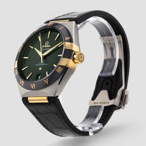 Alternative view of Omegaa Constellation Green Gold Automatic