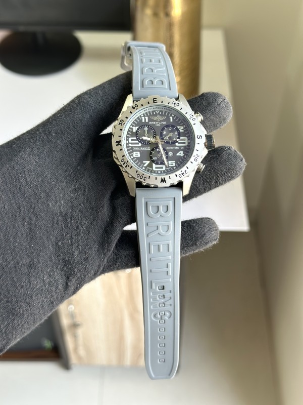 Breitling Endurance Pro Grey (Date Working)