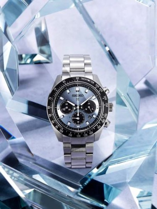 Alternative view of SEIKO PROSPEX Speedtimer Solar Chronograph Sky Blue Dial