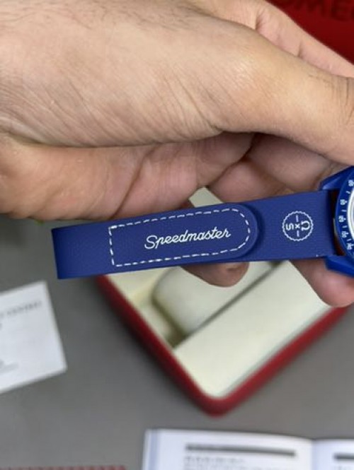 Alternative view of OMEGA SWATCH SUN MOON WORKING