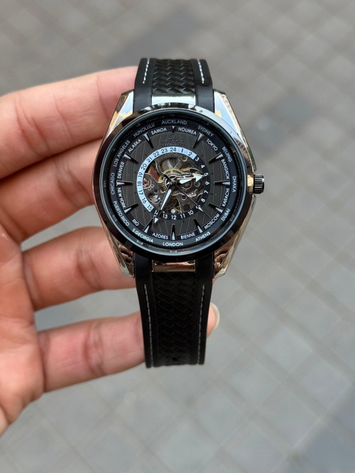 Alternative view of Omeg A Sea Master Aqua Terra World Timer Automatic Black Silicone