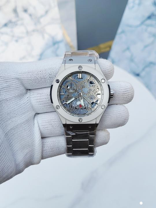 Hublot Classic Fusion Metal SIlver Grey Dial AT385