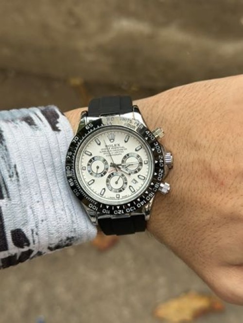 ROLEX DAYTONA SWIFT MOUMENT