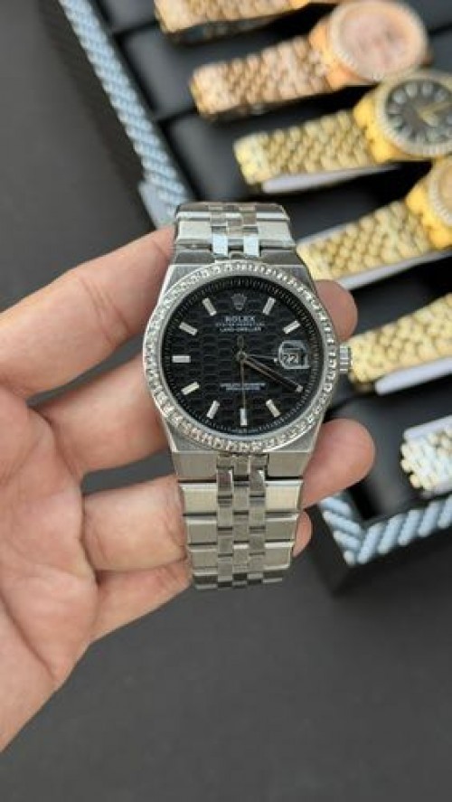 Role x Land Dweller Diamond