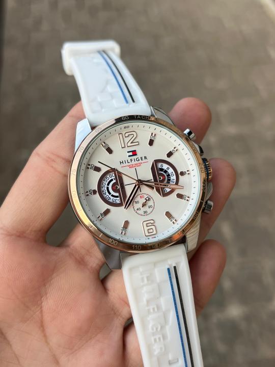 Tomm y Hilfiger Men  Decker