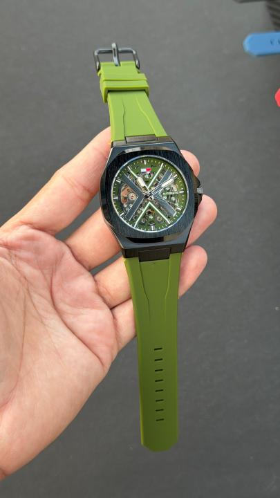 Tomm y Hilfiger Automatic