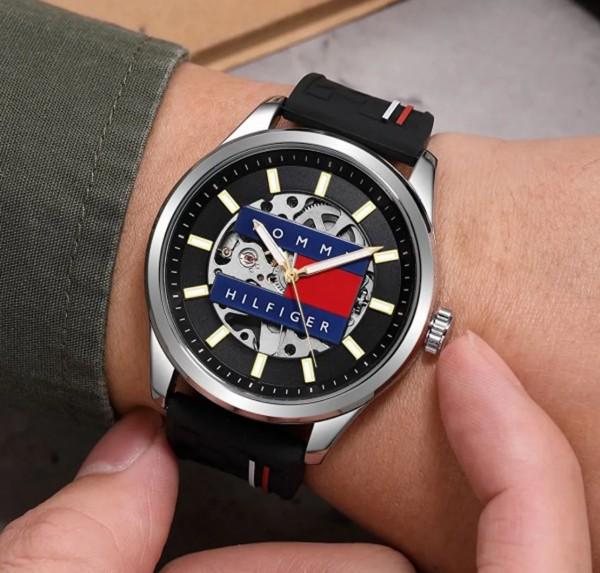 Tomm y Hilfiger Automatic