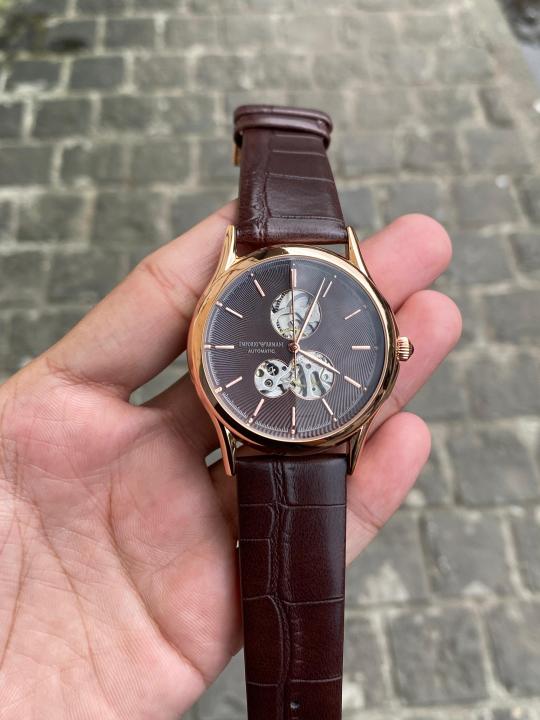 Arman i Alligator. Automatic