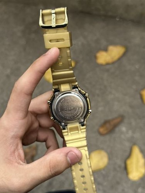 Alternative view of G SHOCK ALL WORKING