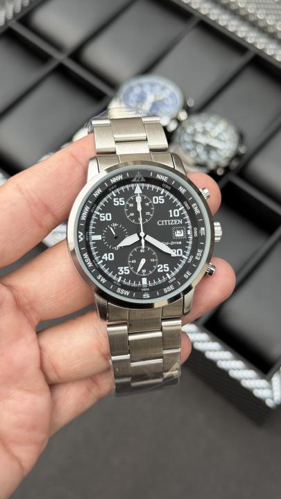 Alternative view of Citize n Aviator