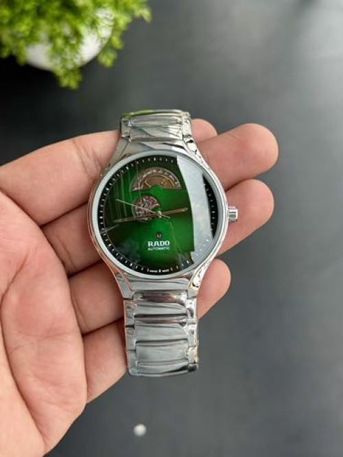 Alternative view of Rado True Square 40 J920