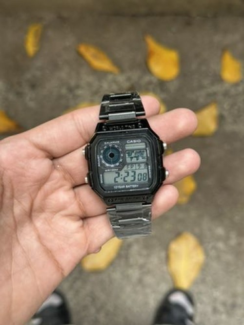 Casio Illuminator AE 1200 WHD 1AV J1868