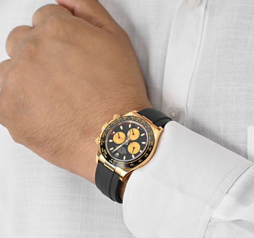 Alternative view of ROLEX Daytona Black Gold Chronograph Rubber Strap