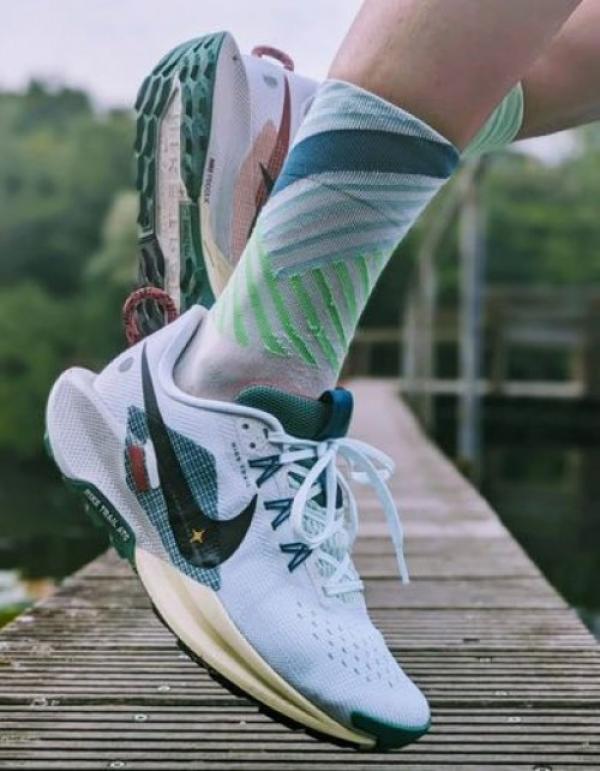 NIK E REACTX PEGASUS TRAIL 5 FIX